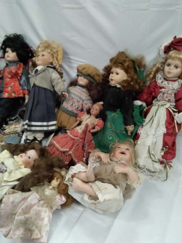 lot 066 quantity of collectors china dolls - Image 4