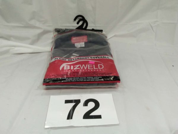 lot 072 bizweld flame retardant overall size XL