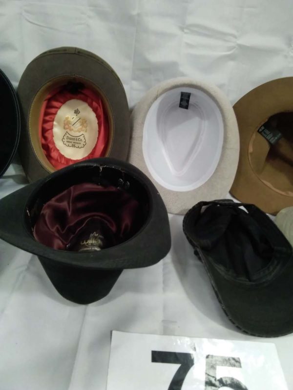 lot 075 selection of gents hats including bowler, Mountie, etc. - Image 4