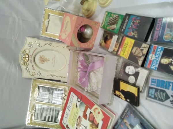 lot 214 photoframes, books, outdoor lanterns,cassettes - Image 6