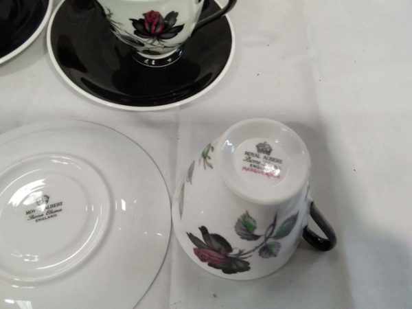 lot 220 2 Royal Albert partial coffee & teaset - Image 9