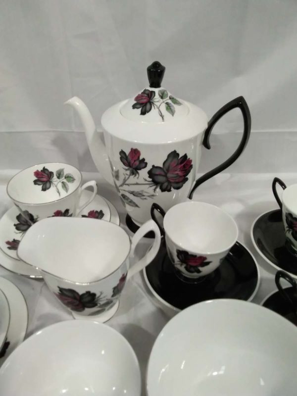 lot 220 2 Royal Albert partial coffee & teaset - Image 7