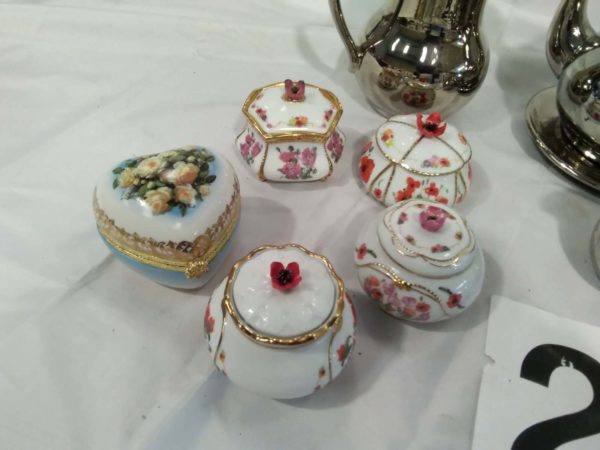 lot 222 musical trinket boxes, ceramic tea / coffee pots milk, sugar - Image 2