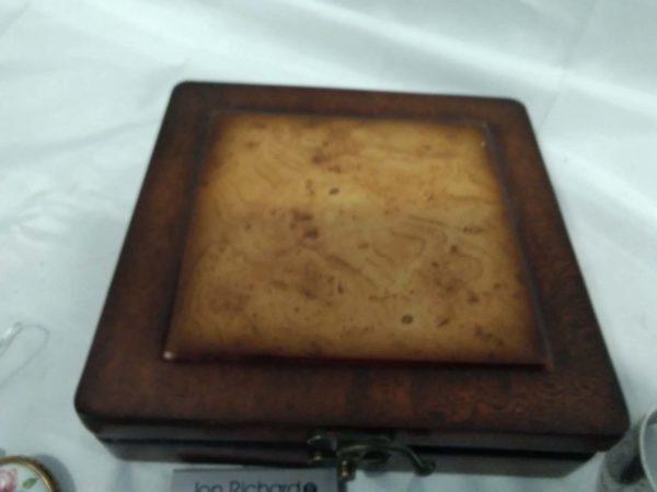 lot 225 jewellery box, brooches , ashtray, bangle etc - Image 4