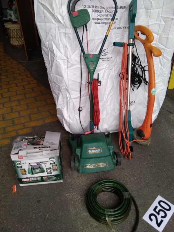 lot 250 garden items: Lawn mower, strimmer, hose pipe, power sprayer - Image 3