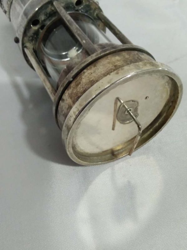 lot 252 Thomas & Williams petit silver plated miners lamp - Image 3