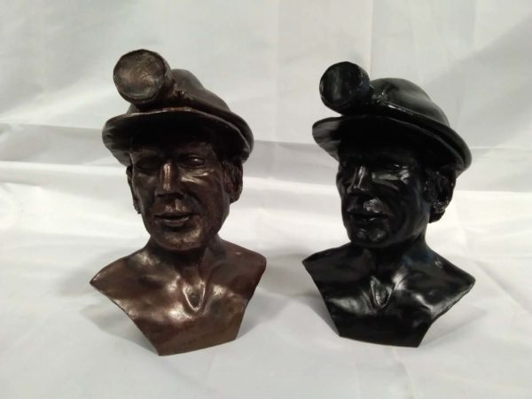 lot 256 2 x miners busts