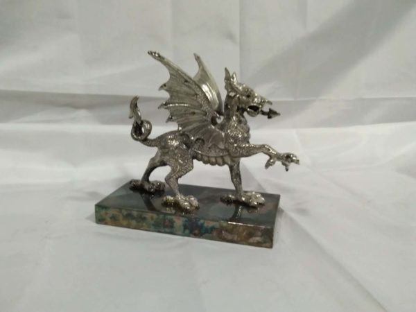 lot 257 silver plated Welsh dragon desk ornament - Image 2