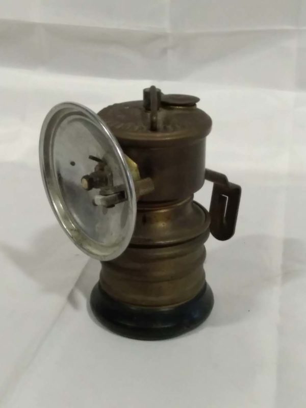 lot 262 vintage premier Miners carbide lamp