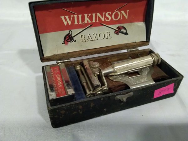 lot 264 vintage Wilkinson Razor - Image 4