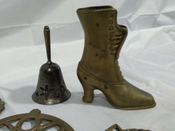 lot 266 brass items - Image 3