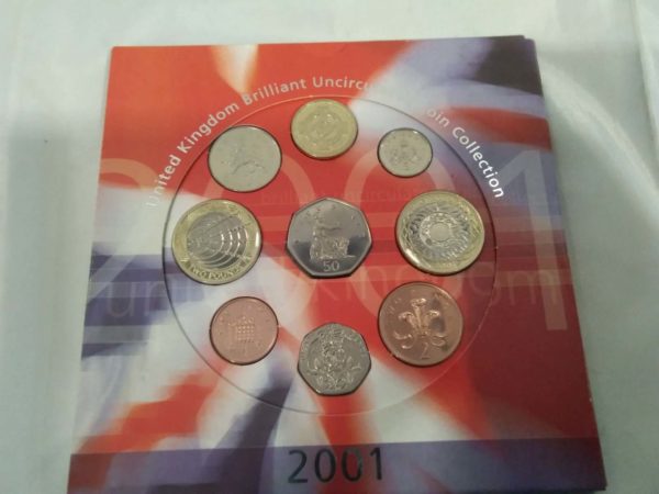 lot 277 Royal Mint 2001 Annual coin set