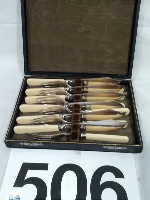 lot 506 cased cutlery set - Image 2