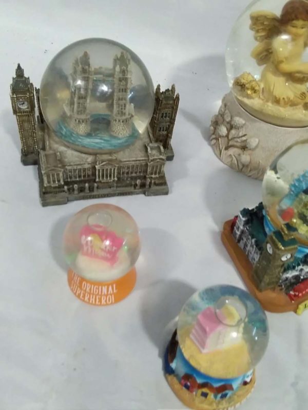 lot 509 7x Snow Globes - Image 5