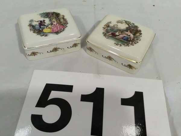 lot 511 pair of Lord Nelson pottery lover trinket boxes - Image 2