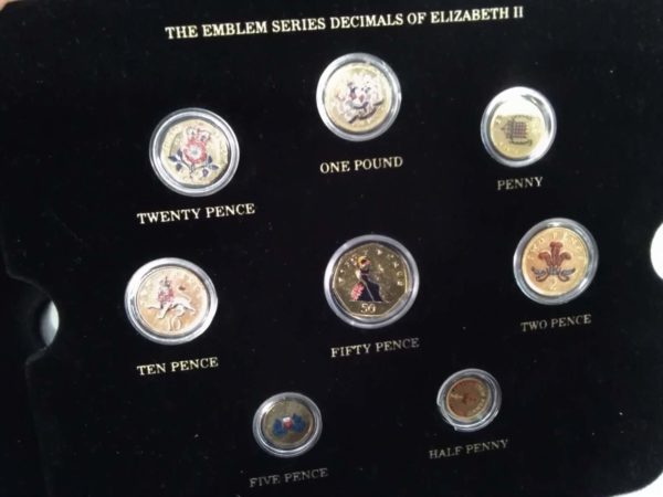 lot 557 The changing face of Britain’s Coinage coin set in presentation box ( complete) - Image 6