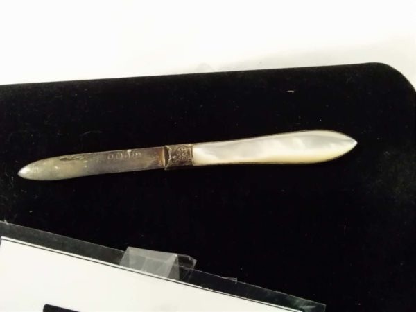 lot 738 antique sterling silver & mother of pearl fruit knife - Image 3