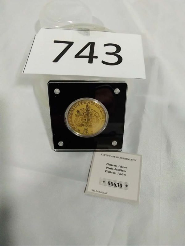 lot 743 24ct Gold Platinum Jubilee coin & COA