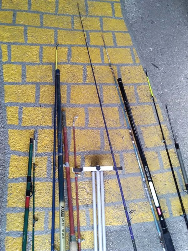 lot 759 various fishing rods beach casters, boat rod, rod rest etc - Image 4