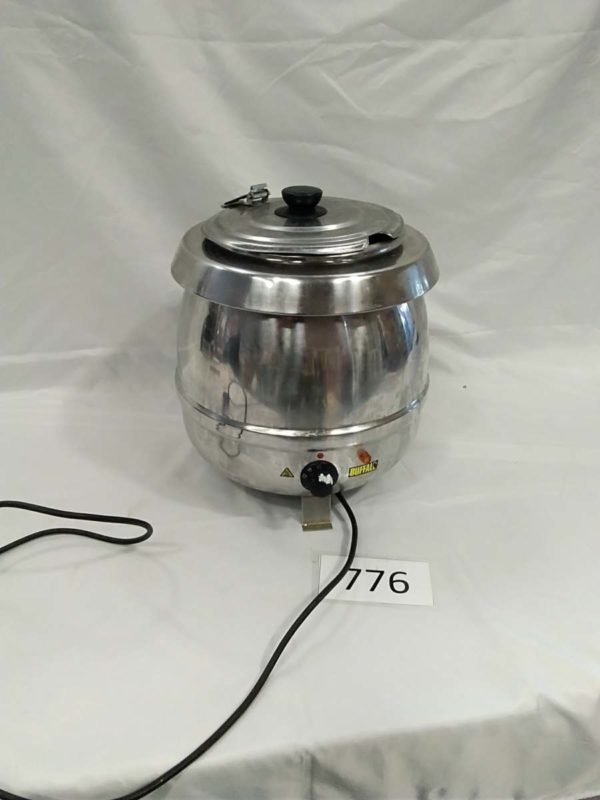 lot 776 catering soup kettle ( lid needs securing)