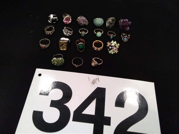 lot 342 20x costume jewellery Rings - Image 2