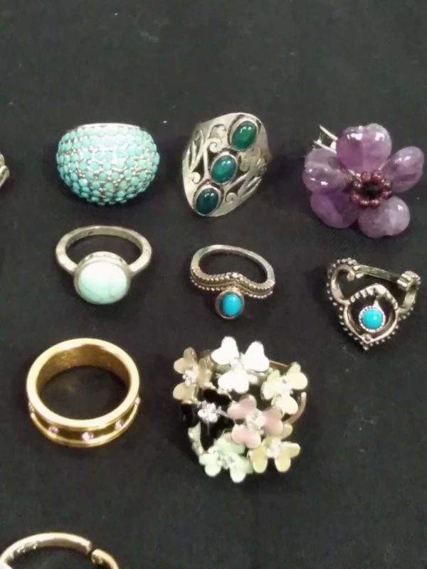 lot 342 20x costume jewellery Rings - Image 6