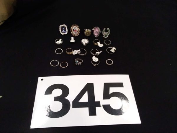 lot 345 20x costume jewellery Rings - Image 2