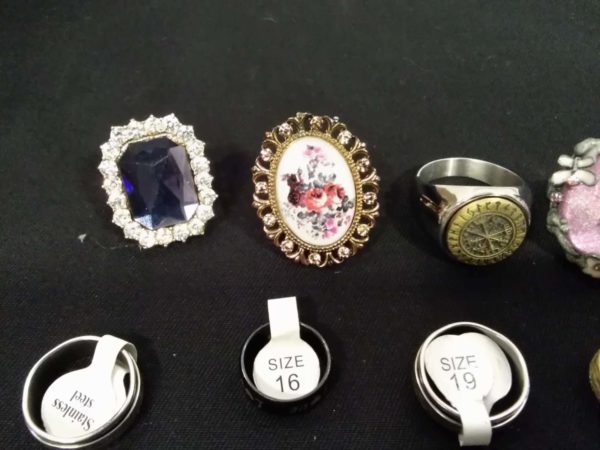 lot 345 20x costume jewellery Rings - Image 3