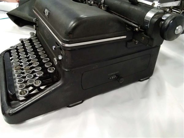 lot 352 Royal Type writer - Image 3