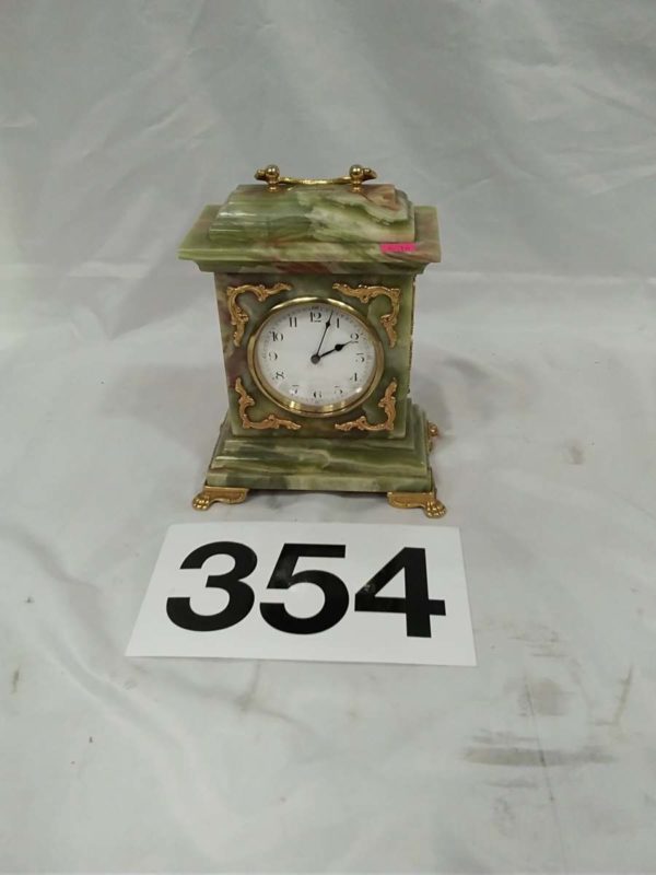 lot 354 green onyx mantle clock - Image 2