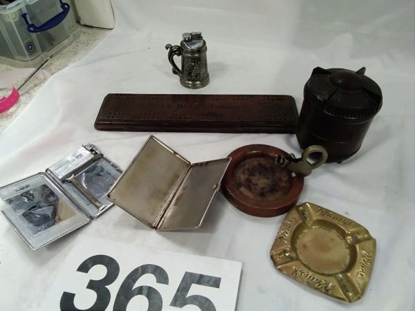 lot 365 Tobaccainia table top cigar cutter/ashtray, cigarette case’s inc 1954 coronation & art deco pot holder, Blue Bell Tobacco score board etc - Image 4