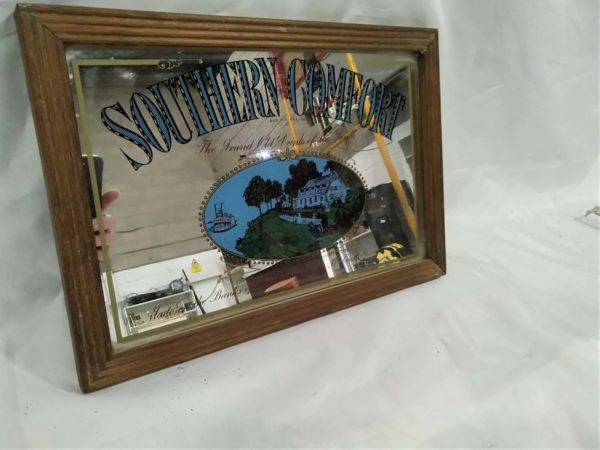 lot 379 framed Southern Comfort advertising mirror 13″ x 9″ - Image 2