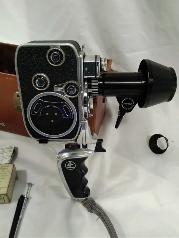 lot 382 Paillard Bolex film camera – cased - Image 5