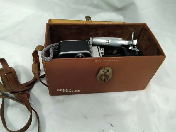 lot 382 Paillard Bolex film camera – cased - Image 3