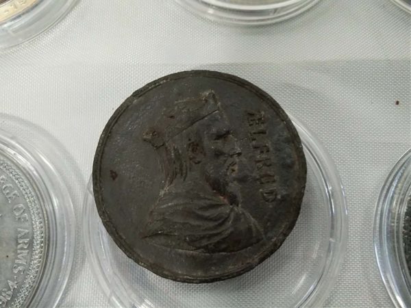 lot 389 Alfred 1849 coin, Chinese coins, British coins - Image 3