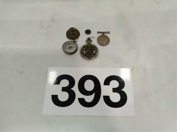 lot 393 WW2 pocket watch, compass, medal & cap badge - Image 5