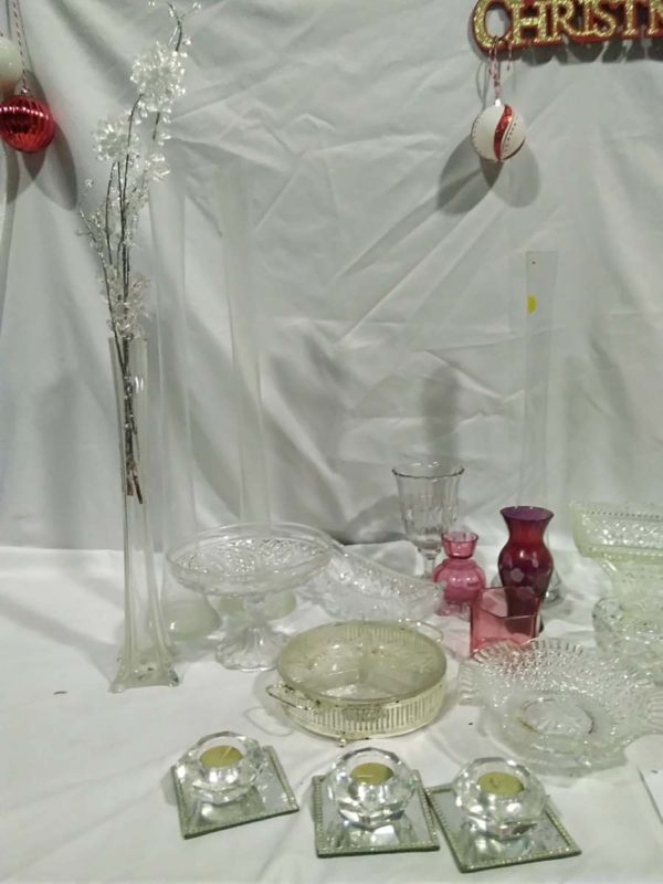 lot 150 glass ware, dishes, vases, serving dishes etc - Image 3