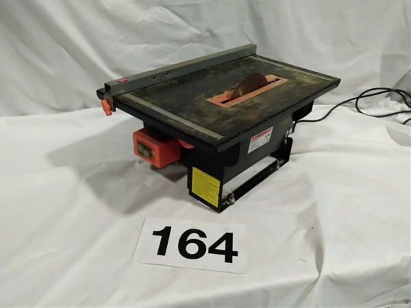 lot 164 Challenge 600w table saw