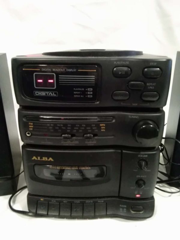 lot 171 mini hifi system & speakers - Image 2