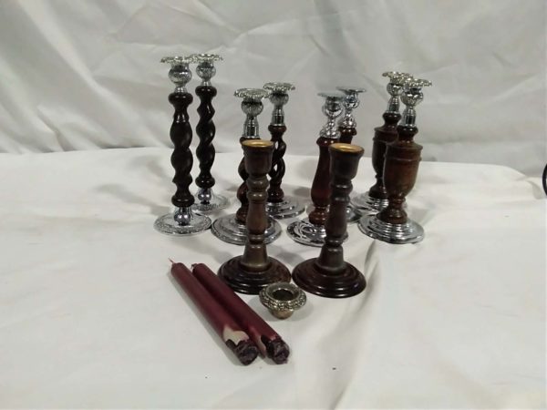 lot 174 vintage candle sticks