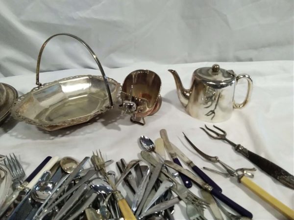 lot 175 quantity of metal ware & cutlery - Image 5