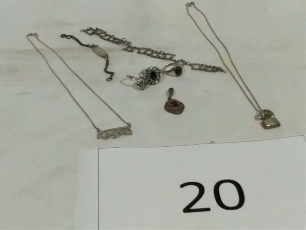 lot 020 pendant sterling foreign, silver 925, chains rings broken bracelet