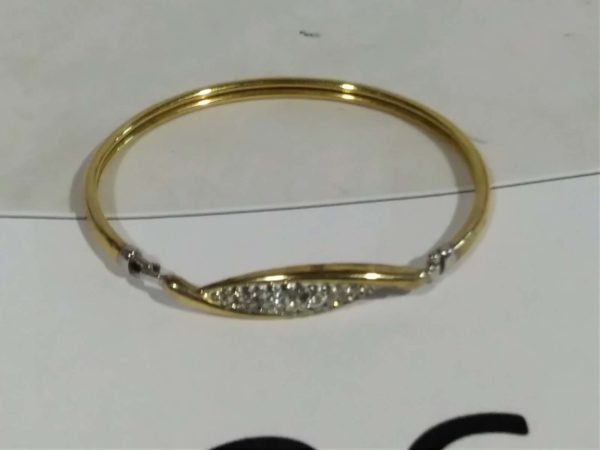 lot 026 bangle marked 925 & 9ct bonded gold