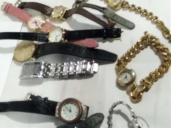 lot 030 assorted watches - Image 5