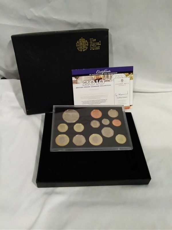 lot 038 Royal Mint 2010 proof coin set