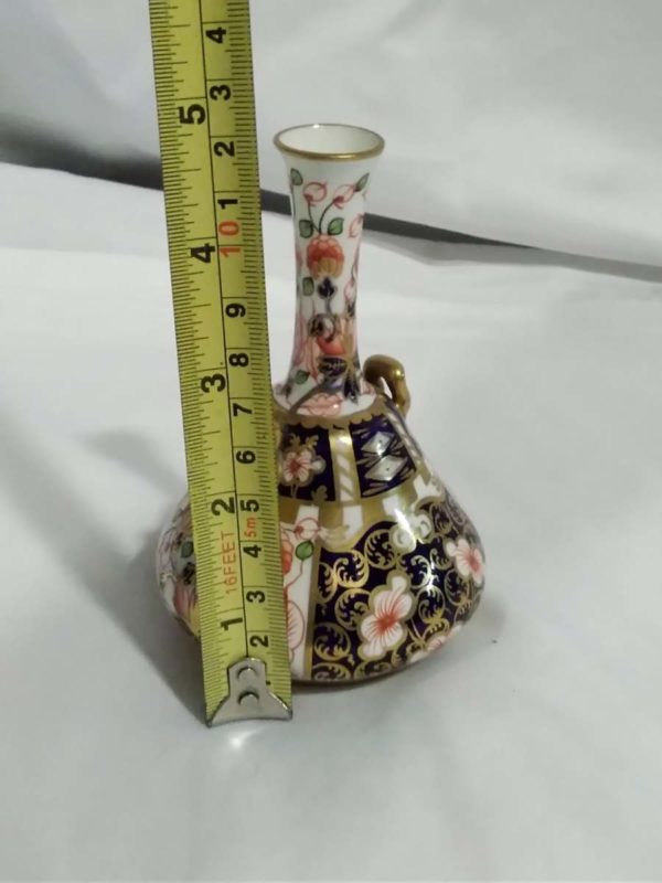 lot 040 Attractive Royal Crown Derby Imari vase - Image 3