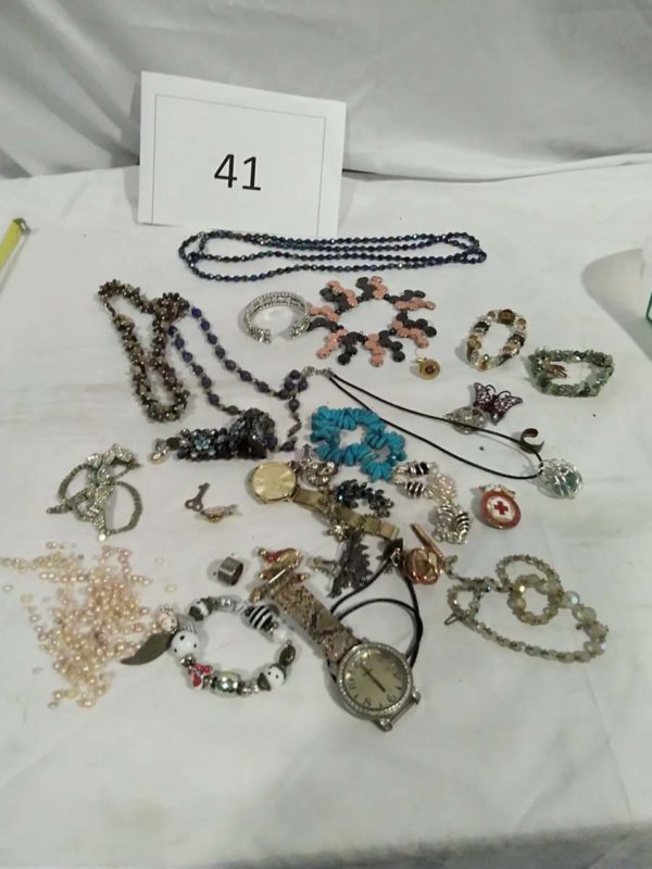 lot 041 assorted costume jewellery - Image 2