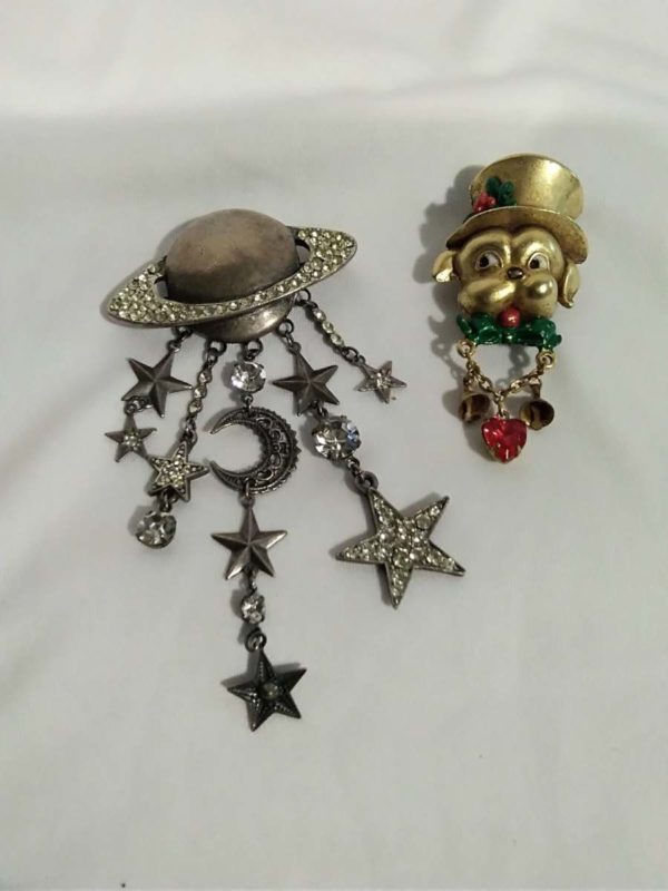 lot 047 2x collectable butler  wilson brooches