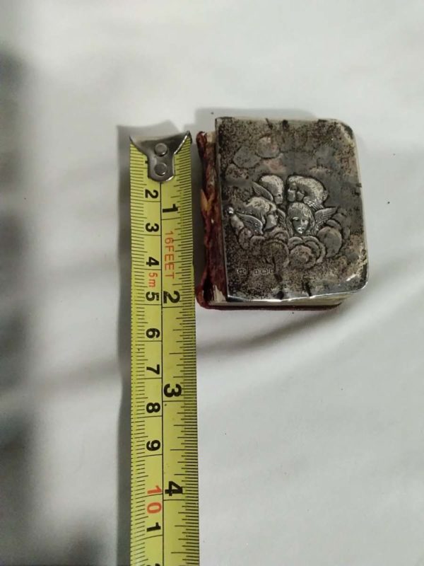 lot 061 antique sterling silver fronted bible - Image 3