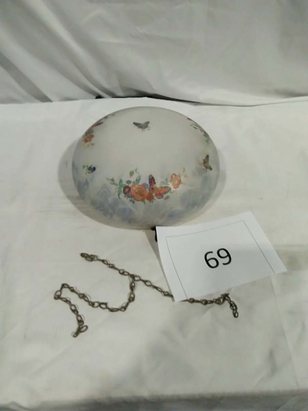 lot 069 vintage fly cather lamp shade butterfly design - Image 2